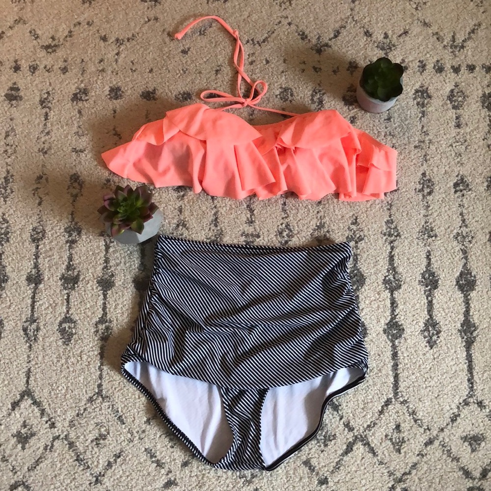NWOT Ruffle High Waisted Bikini